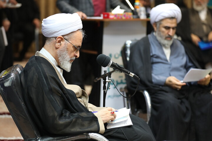 تصاویر/ نشست اساتید تفسیرحوزه‌های علمیه با حضور آیت الله اعرافی