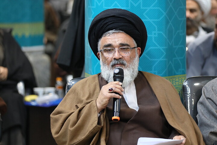 تصاویر/ نشست اساتید تفسیرحوزه‌های علمیه با حضور آیت الله اعرافی