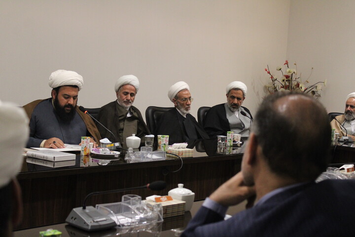 تصاویر/ آیین تکریم و معارفه مدیرکل مرکز خدمات حوزه علمیه استان کرمان