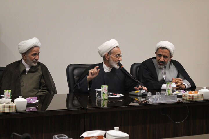 تصاویر/ آیین تکریم و معارفه مدیرکل مرکز خدمات حوزه علمیه استان کرمان