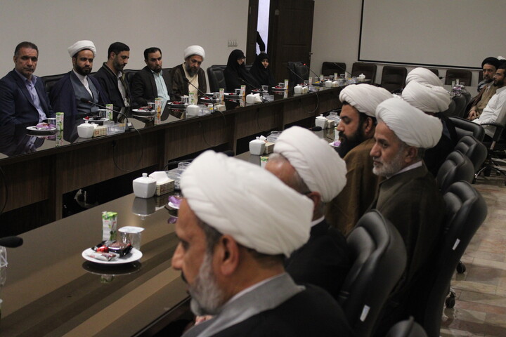 تصاویر/ آیین تکریم و معارفه مدیرکل مرکز خدمات حوزه علمیه استان کرمان