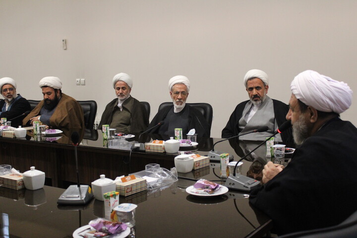 تصاویر/ آیین تکریم و معارفه مدیرکل مرکز خدمات حوزه علمیه استان کرمان