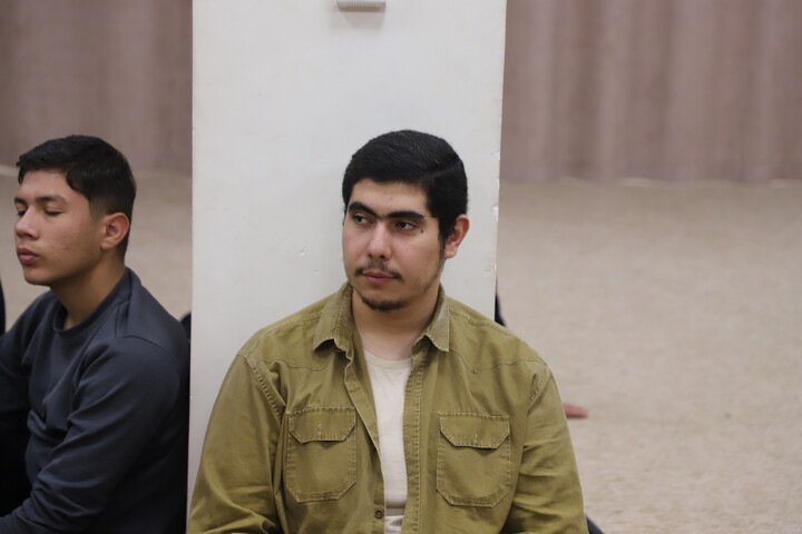 تصاویر/ نشست صمیمانه مدیر حوزه کردستان با طلاب مدرسه علمیه خاتم الانبیاء سنندج