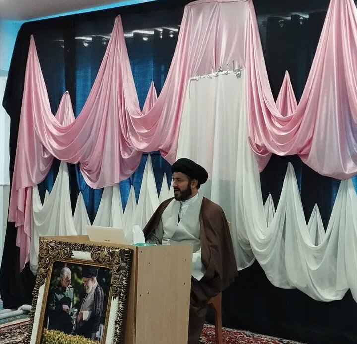 تصاویر/ برگزاری کارگاه مهدویت در مدرسه علمیه فاطمه بیاض