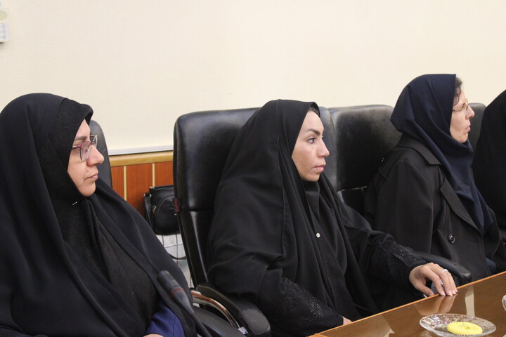 تصاویر/ نشست سخنگوى دولت با جمعى از مدیران زن استان کرمان