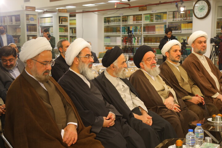 تصاویر / مراسم رونمایی از موسوعه ۶۰ جلدی دانشنامه قرآنی اهل‌بیت (ع)