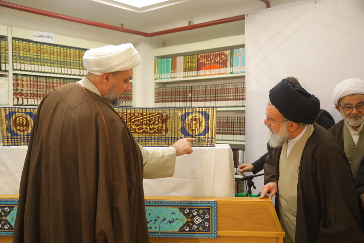 تصاویر / مراسم رونمایی از موسوعه ۶۰ جلدی دانشنامه قرآنی اهل‌بیت (ع)