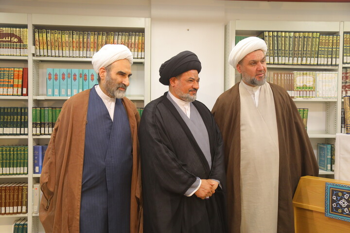 تصاویر / مراسم رونمایی از موسوعه ۶۰ جلدی دانشنامه قرآنی اهل‌بیت (ع)