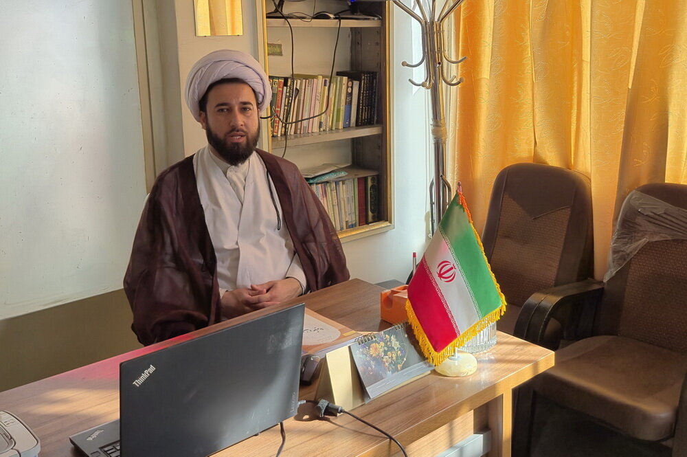 خیّر نیک‌اندیش کاشانی یک میلیاردریال برای خرید اقلام معیشتی طلاب اهدا کرد