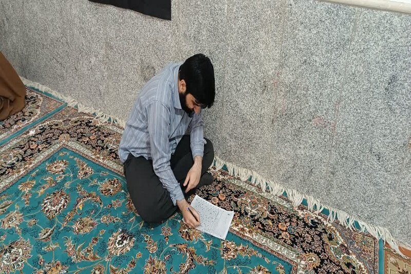 المپیاد علمی دروس حوزوی در مدرسه علمیه امام خمینی(ره) هرسین برگزار شد+عکس