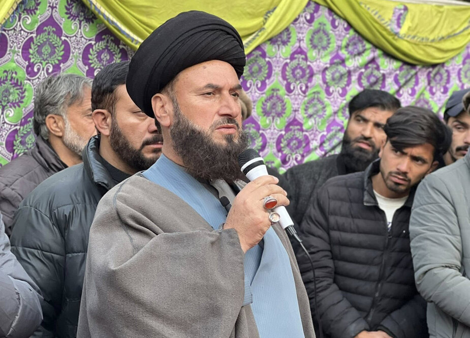 گلگت پاکستان؛ جبری لاپتہ نوجوان کی بازیابی کے لیے تین دن سے دھرنا جاری