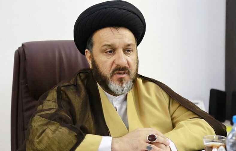 Ayetullah Yezdî’nin (r.a.) İlim ve Siyaset Alanındaki Seçkin Özellikleri