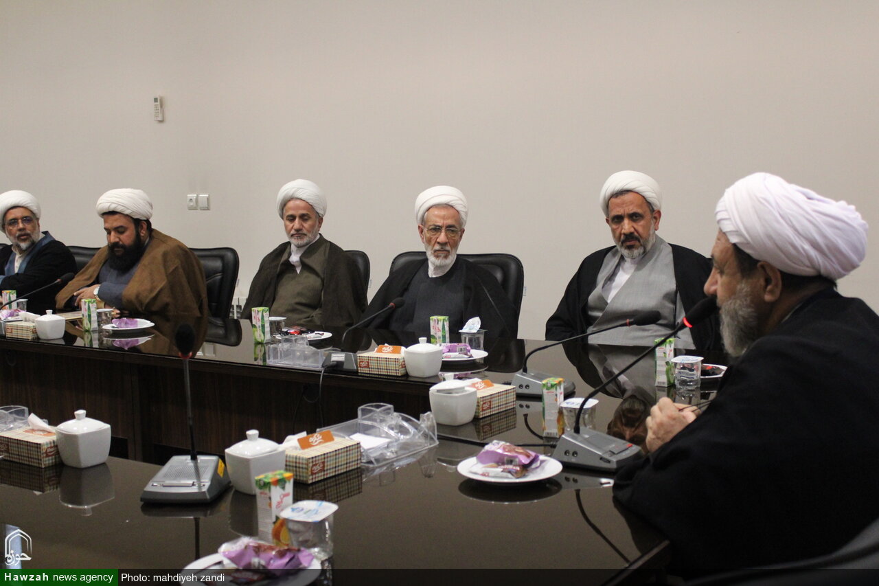 آیین تکریم و معارفه مدیرکل مرکز خدمات حوزه علمیه استان کرمان