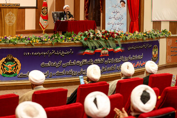 جهاد تبیین یک وظیفه واجب، لازم و ضروری است