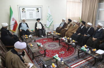 حوزه علمیه حوزه انقلابی است