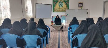 تصاویر/ کارگاه تخصصی هوش مصنوعی در مدرسه علمیه الزهرا(س) شهداد