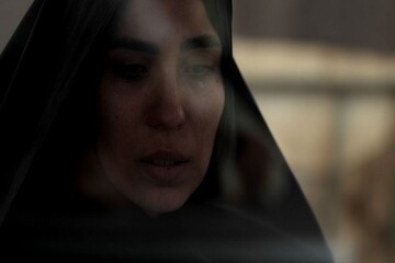 مادر در فیلم «دنیا» ارزش‌های اخلاقی را به تصویر می‌کشد