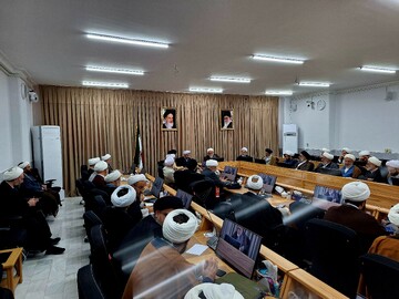 نشست مدیران مدارس علمیه سطح یک حوزه علمیه قم + تصاویر