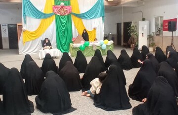 فیلم | جشن میلاد حضرت زهرا(س) در مدرسه علمیه خواهران برازجان