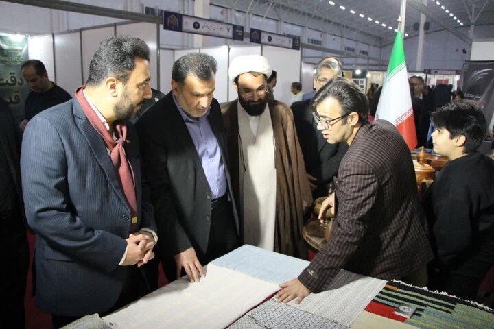 تصاویر/گشایش نمایشگاه نوآوری و فناوری کاشان ۱۴۰۴ با محوریت دستاوردهای دانش‌بنیان