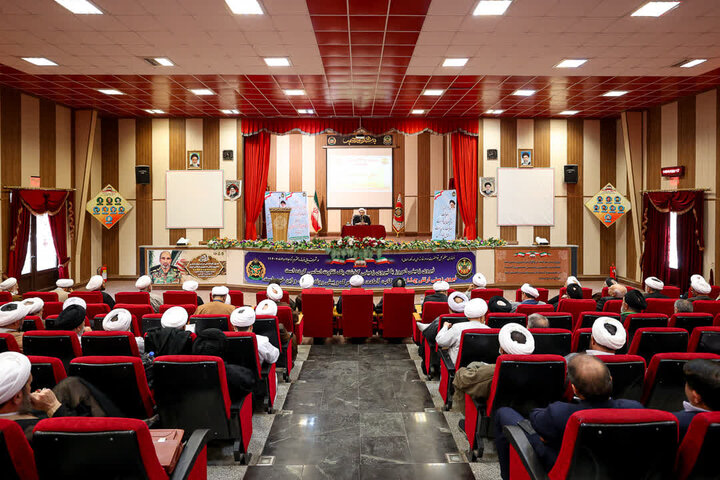 تصاویر /  همایش روحانیون بازنشسته نیروهای مسلح استان‌های قزوین، زنجان و البرز برگزار شد