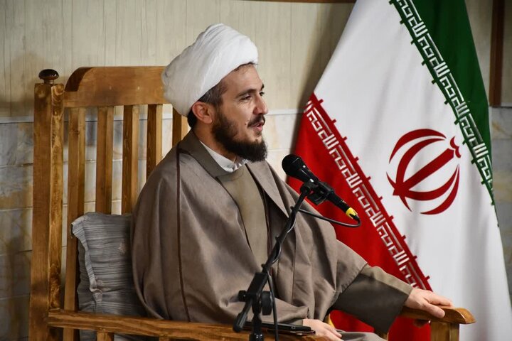 تصاویر/ جلسه تفسیر قرآن کریم در خوی