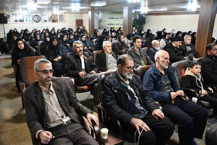 تصاویر/ جلسه تفسیر قرآن کریم در خوی