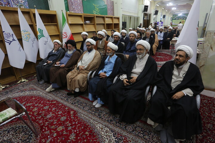 تصاویر / آئین افتتاحیه نمایشگاه هفته پژوهش و دستاوردهای پژوهشی حوزه علمیه اصفهان