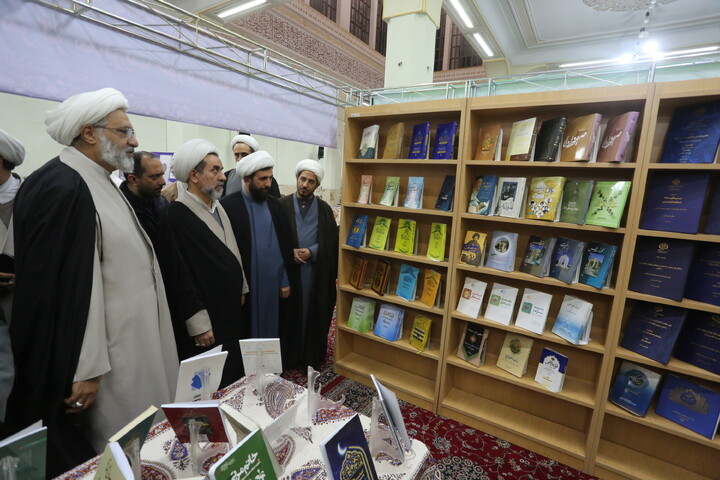 تصاویر / آئین افتتاحیه نمایشگاه هفته پژوهش و دستاوردهای پژوهشی حوزه علمیه اصفهان