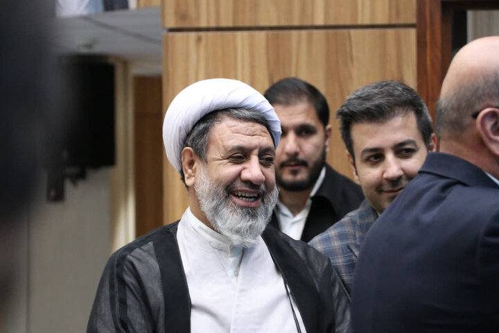 تصاویر/ همایش‌ ۵۰۰ هزار لبخند، ۵۰۰ هزار خدمت علوی‌ در کرمان