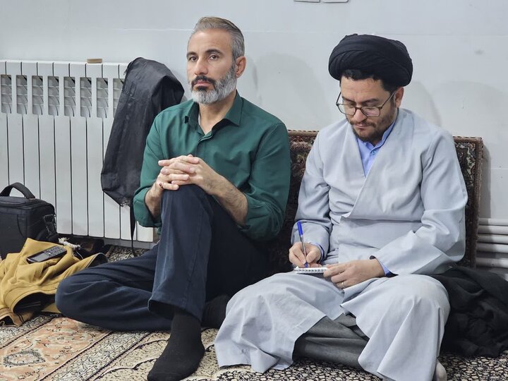 درس اخلاق حجت‌الاسلام والمسلمین پورذهبی در مدرسه علمیه امام صادق(ع) بیجار