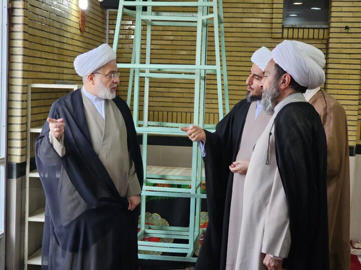 تصاویر/ بازدید نماینده ولی‌فقیه در  کردستان از دو مسجد «حضرت ابوالفضل‌(ع)» و «۱۲ امام‌(ع)» در بیجار