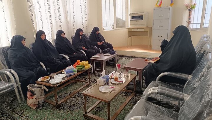 تصاویر/ حضور مدیر و معاونان حوزه علمیه خواهران استان کرمان در  مدرسه علمیه حضرت فاطمه(س) رفسنجان