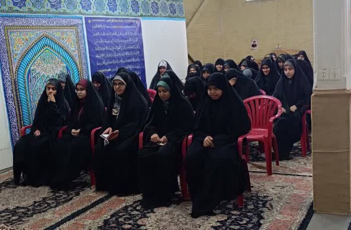 تصاویر/ حضور مدیر و معاونان حوزه علمیه خواهران استان کرمان در  مدرسه علمیه حضرت فاطمه(س) رفسنجان