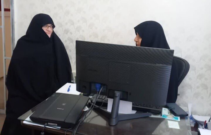 تصاویر/ حضور مدیر و معاونان حوزه علمیه خواهران استان کرمان در  مدرسه علمیه حضرت فاطمه(س) رفسنجان