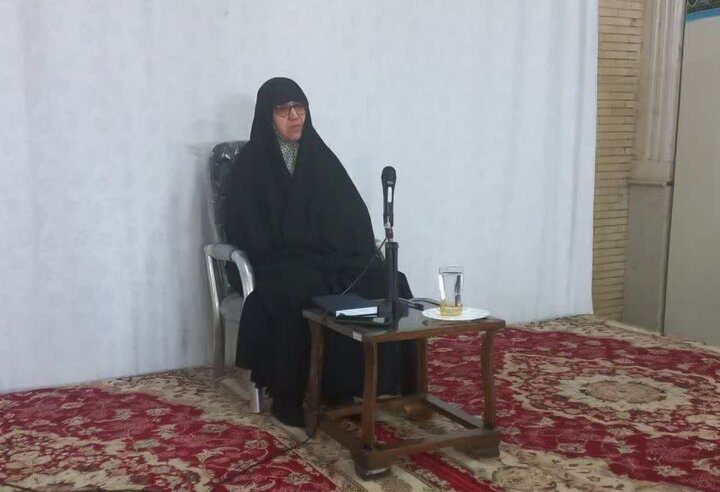 تصاویر/ حضور مدیر و معاونان حوزه علمیه خواهران استان کرمان در  مدرسه علمیه حضرت فاطمه(س) رفسنجان