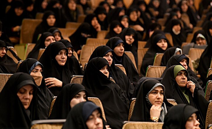 تصاویر/ تجلیل از خادمه‌های حرم حضرت عبدالعظیم حسنی(ع)