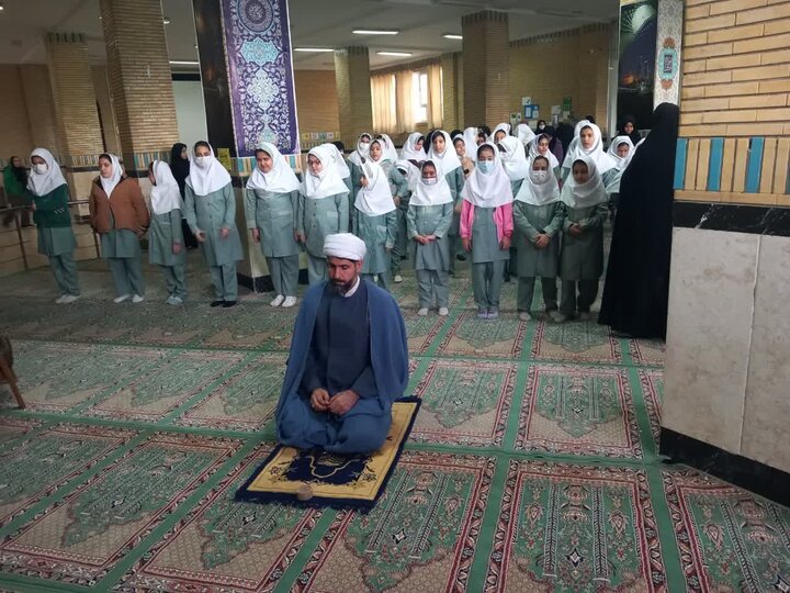 تصاویر/ مراسم روز مادر در دبستان رستگاران کامیاران