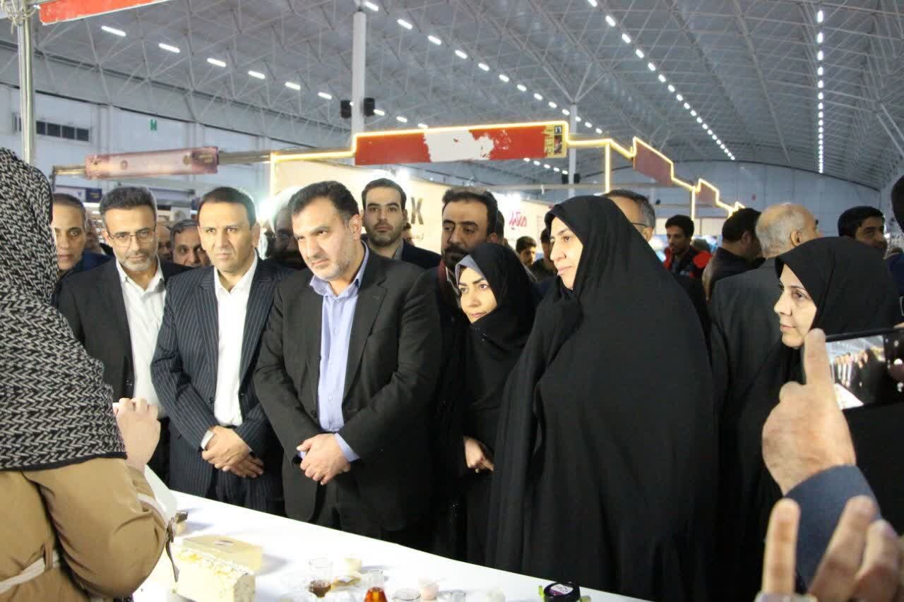 نمایشگاه نوآوری و فناوری کاشان ۱۴۰۴ افتتاح شد+تصاویر