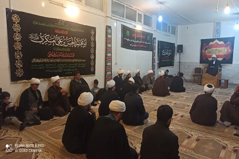 دروس اخلاق با حضور اساتید کشوری و استانی توسعه مییابد+تصاویر