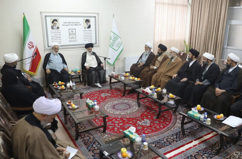 Ayatullah Huseini Bushehri: Hawzah Ilmiyah adalah Hawzah Revolusioner