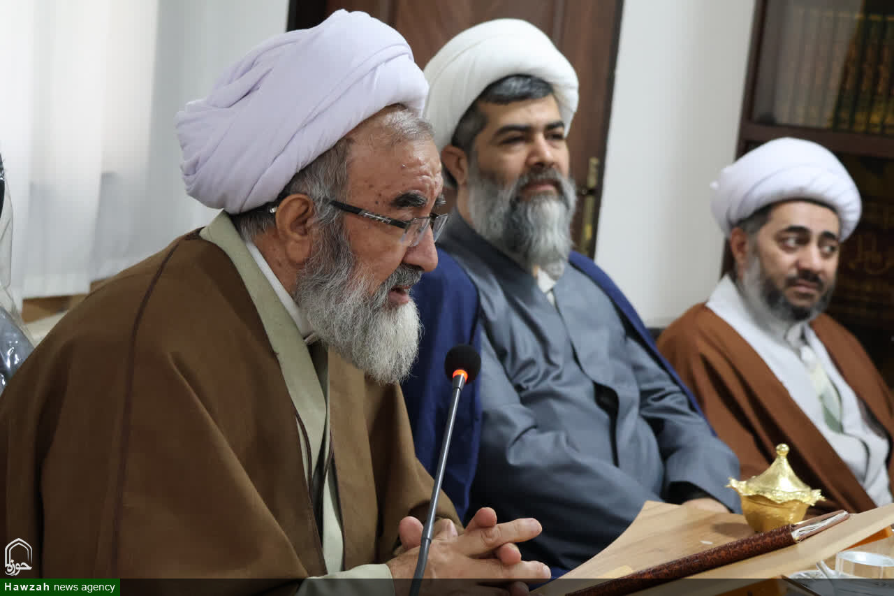 تأکید بر نقش محوری آموزش و پرورش در نهادینه‌سازی فرهنگ نماز بین نوجوانان