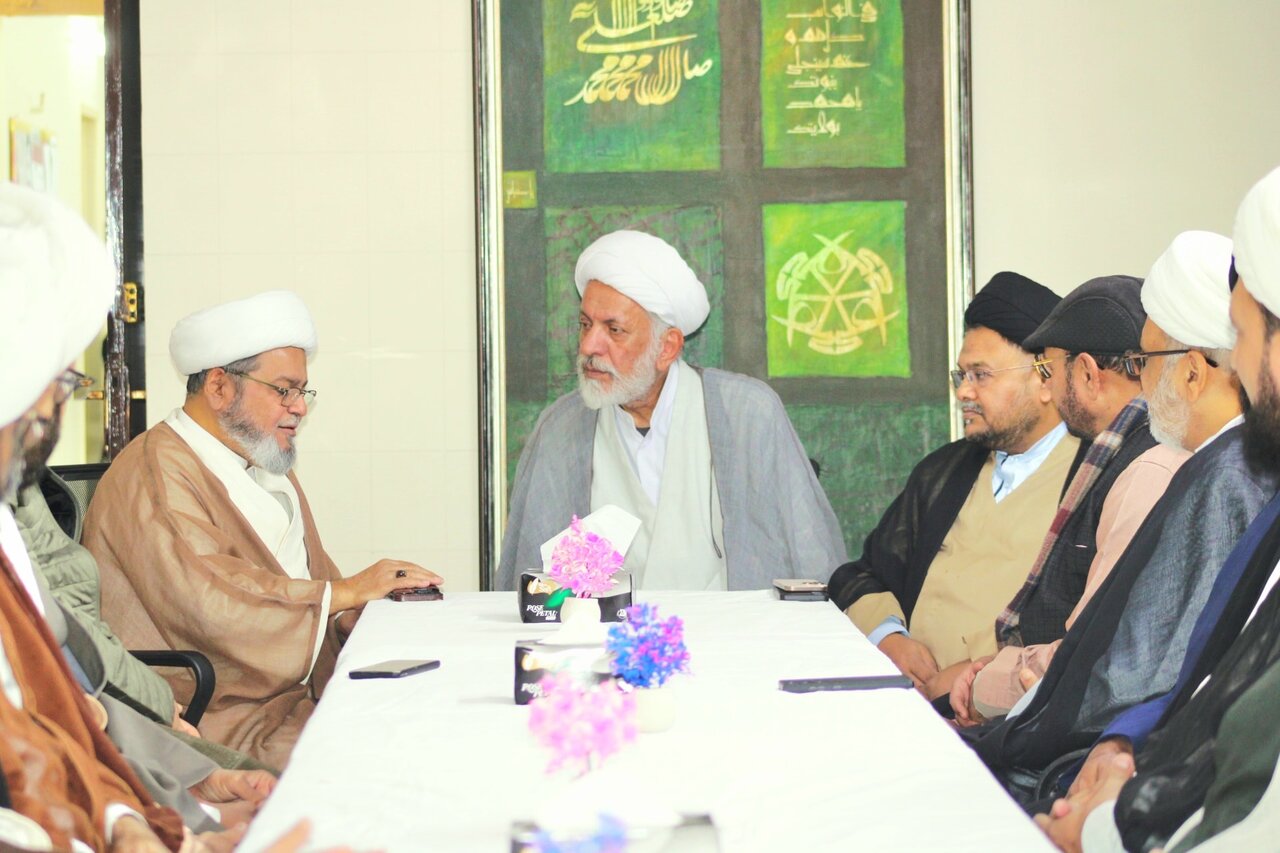 علامہ شبیر میثمی سے مسئول تعمیرات العتبات العالیہ کربلاء معلی و قم المقدس کی ملاقات