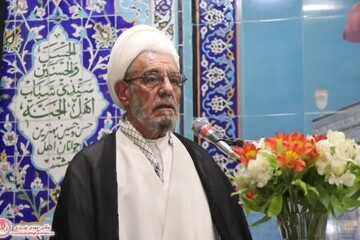 لزوم برخورد قاطع با قلم‌فرسایان انحرافی