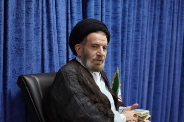 قدردانی نماینده ولی فقیه در لرستان از فعالیت‌های مؤسسه امام خمینی(ره)