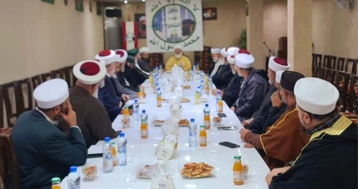 دشمن کی جانب سے پھیلائے جانے والے مذاکرات کے جال سے ہوشیار رہیں!