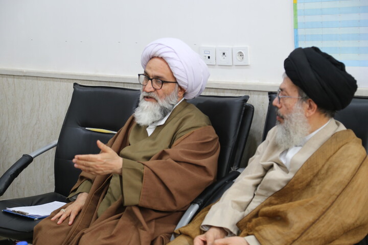 تصاویر/برگزاری جلسه علمی پایان نامه ها در مدارج علمی حوزه علمیه خوزسان