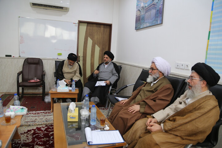 تصاویر/برگزاری جلسه علمی پایان نامه ها در مدارج علمی حوزه علمیه خوزسان