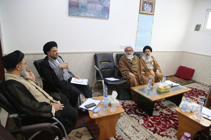 تصاویر/برگزاری جلسه علمی پایان نامه ها در مدارج علمی حوزه علمیه خوزسان