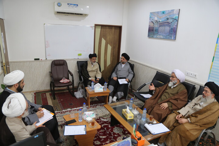 تصاویر/برگزاری جلسه علمی پایان نامه ها در مدارج علمی حوزه علمیه خوزسان